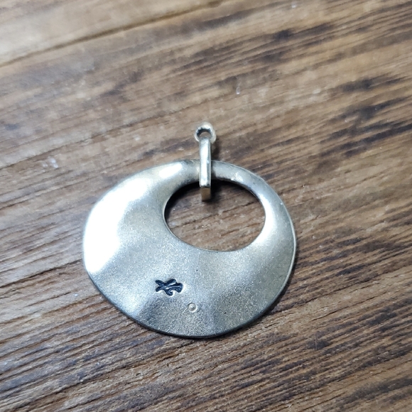Sterling Kenneth Cole Medallion Pendant P234 - Picture 1 of 4
